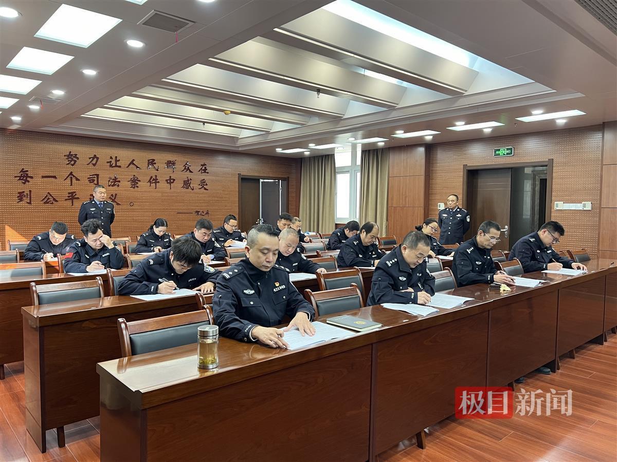天门市公安局局长最新