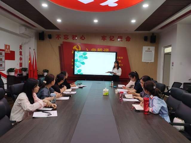 2025新澳免费资科五不中料,探索未来教育之路，新澳免费资科五不中料现象解读与启示